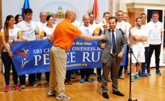 16 May 2018 Peace Run torch symbolically handed to National Assembly Deputy Speaker Prof. Dr Vladimir Marinkovic